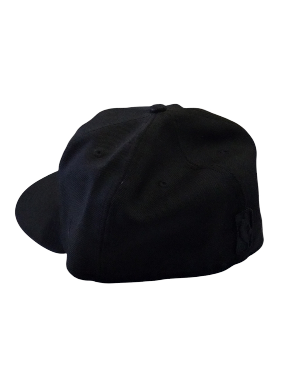 New Era Chicago Bulls NBA Black on Black 9FIFTY Snapback Cap - Picture 3 of 5